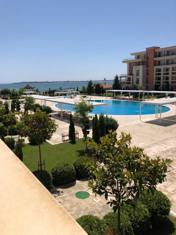 Private Apartment 49 In Prestige Fort Beach Hotel Sveti Vlas Exterior foto