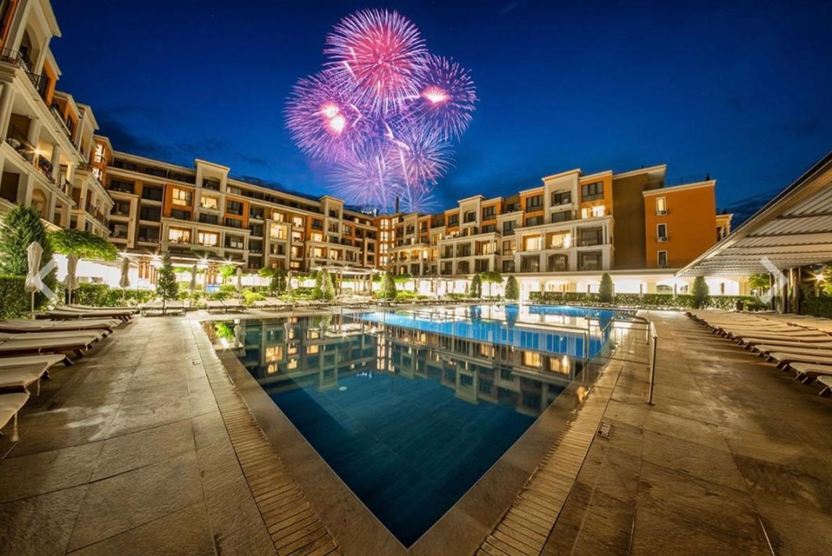 Private Apartment 49 In Prestige Fort Beach Hotel Sveti Vlas Exterior foto