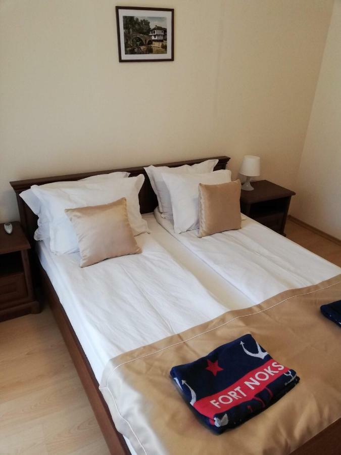 Private Apartment 49 In Prestige Fort Beach Hotel Sveti Vlas Exterior foto