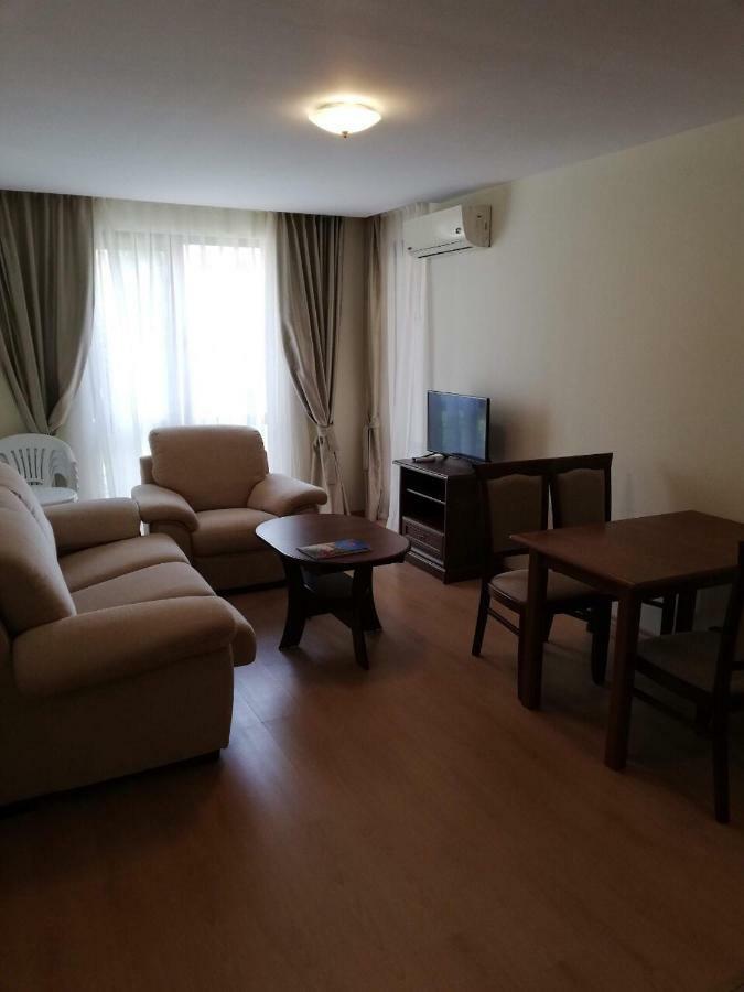 Private Apartment 49 In Prestige Fort Beach Hotel Sveti Vlas Exterior foto