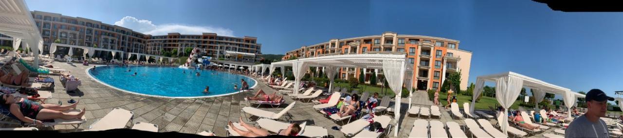 Private Apartment 49 In Prestige Fort Beach Hotel Sveti Vlas Exterior foto